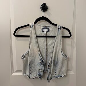 Forever 21 Blue and White Denim Crop Top